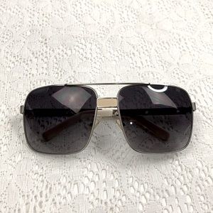 Chloe Sunglasses Silver wired frame Aviator square design Authenticated Rare